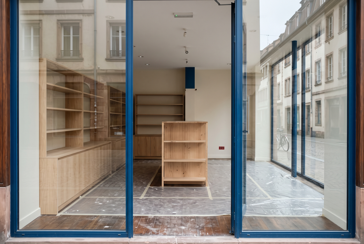 Les boutiques CBD continuent d'ouvrir pendant que d'autres ferment