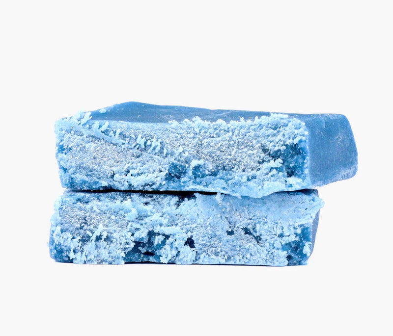 Résine CBD Piatella Blue Magic, texture dense et fondante, vue rapprochée